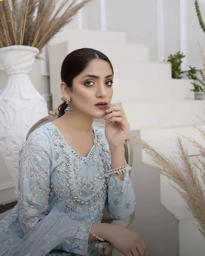 Zimaal Fatim, Model